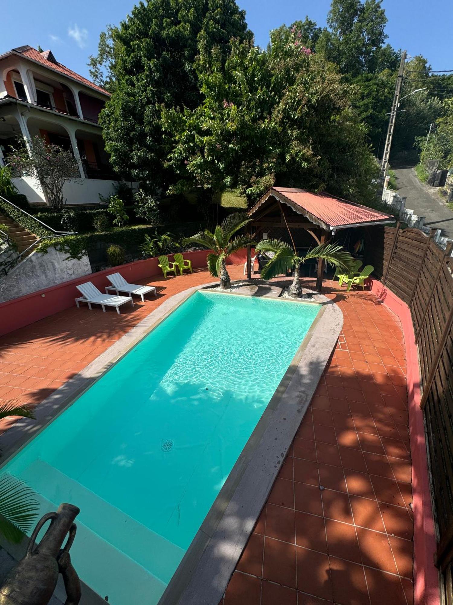 La Canopee Enchantee, Chambres D'Hotes, Piscine, Proche Aeroport, Gare Maritime 萨莱比梅 外观 照片